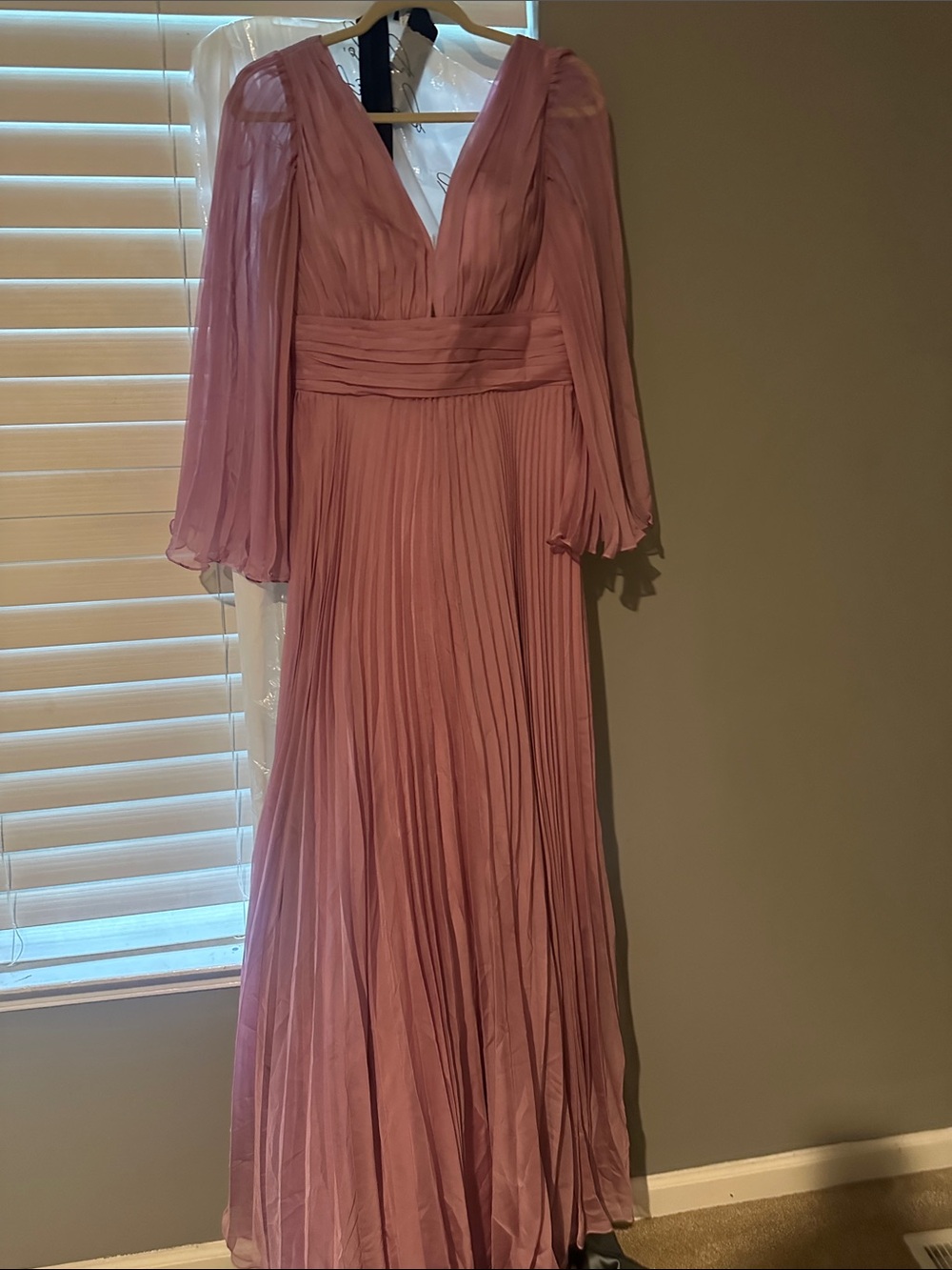 Pleated V-Neck Maxi Dress in Dusty Rose (NEW, NEVER WORN W/TAG)